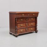 1217 8329 CHEST OF DRAWERS
